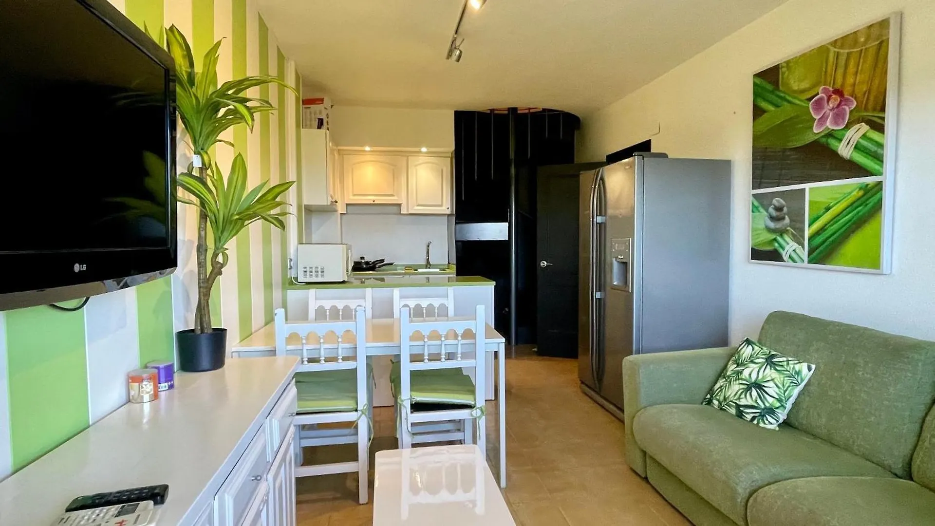 Salles Beach 44 - Apartamento Duplex レスタルティット スペイン